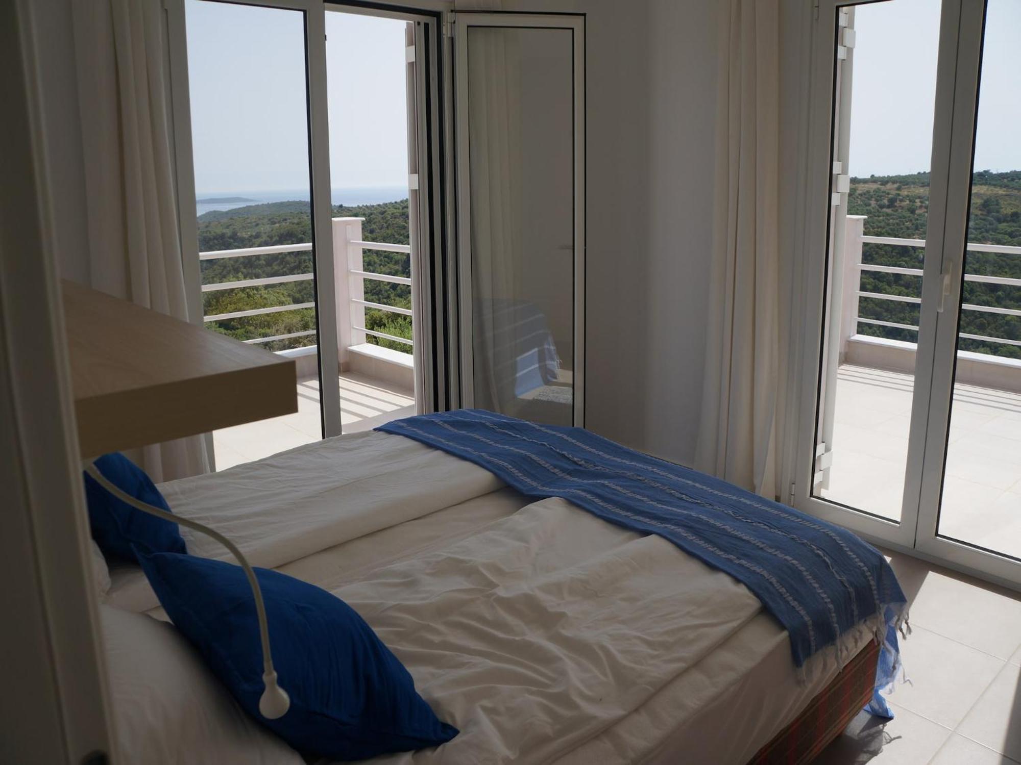 Luxurious Villa In Peloponnese With Swimming Pool Kamaria  ภายนอก รูปภาพ