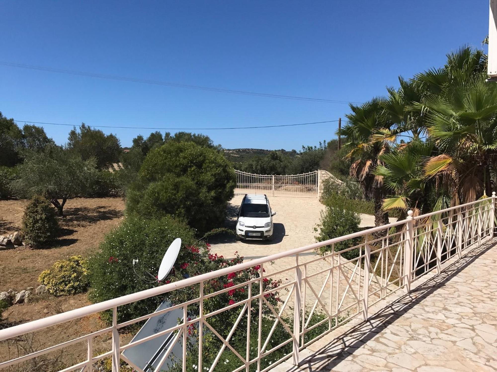 Luxurious Villa In Peloponnese With Swimming Pool Kamaria  ภายนอก รูปภาพ